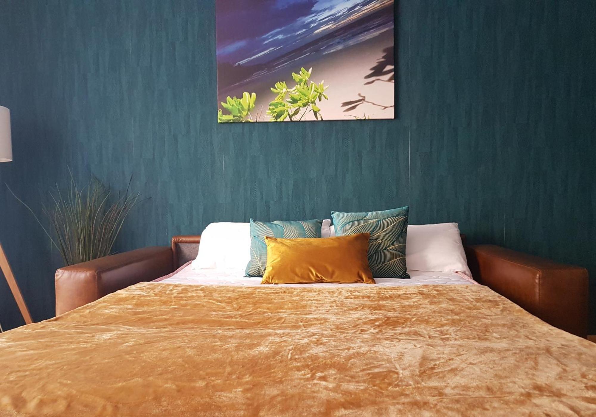 A Space That Feels Like Home With Private Parking Malaga Exterior photo